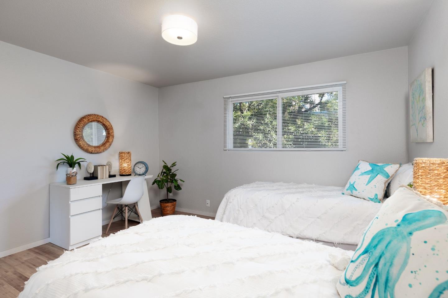 224 Mountain View Avenue 1