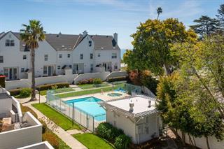 200 West Cliff Drive 24