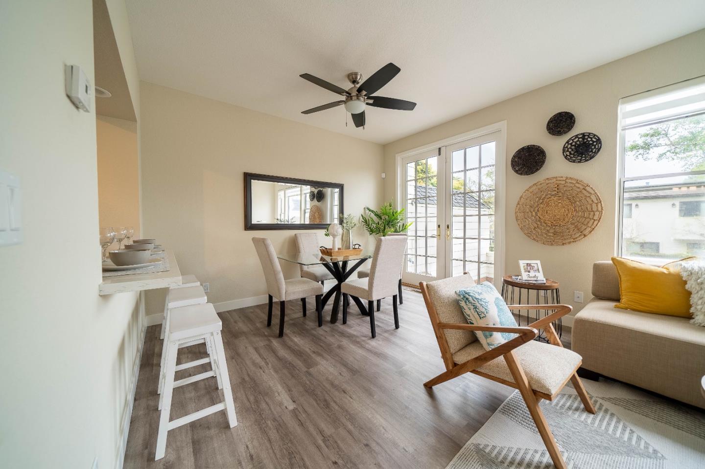 200 West Cliff Drive 24