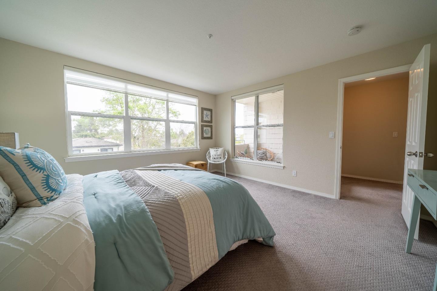 200 West Cliff Drive 24