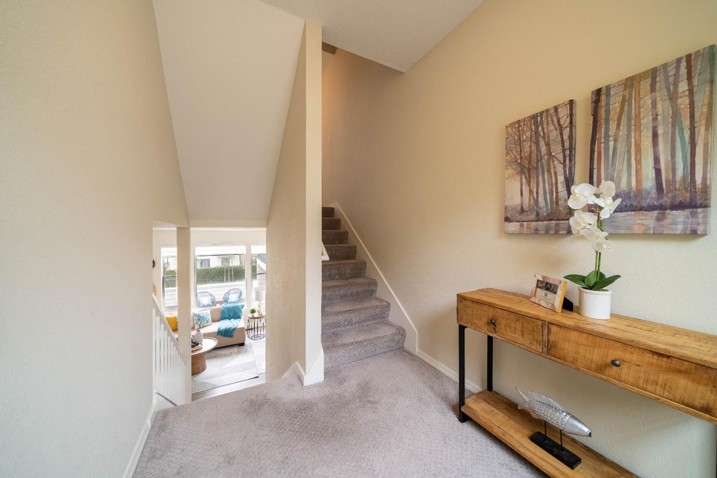 200 West Cliff Drive 24