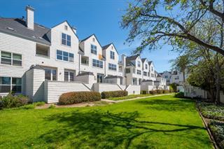200 West Cliff Drive 24
