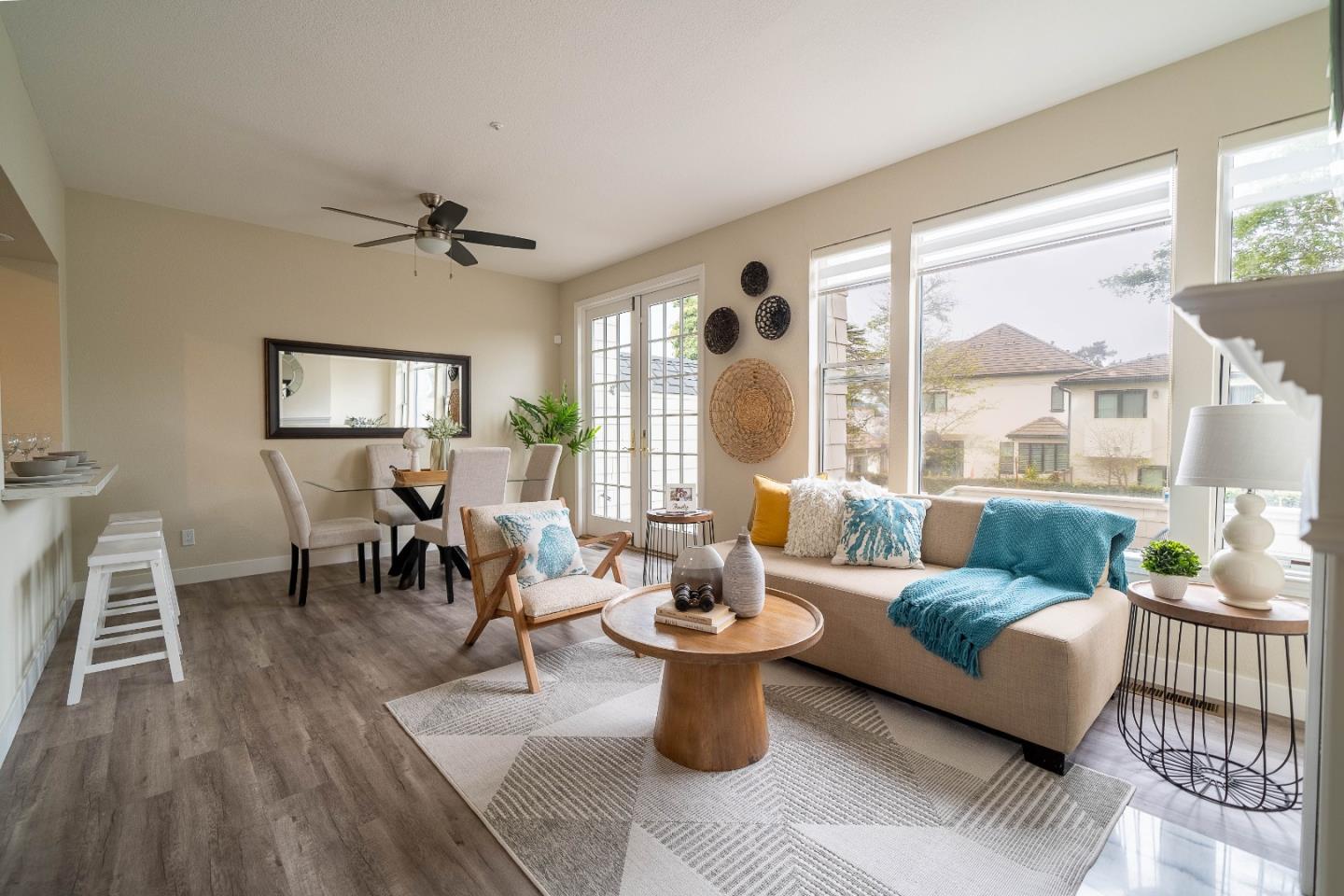200 West Cliff Drive 24