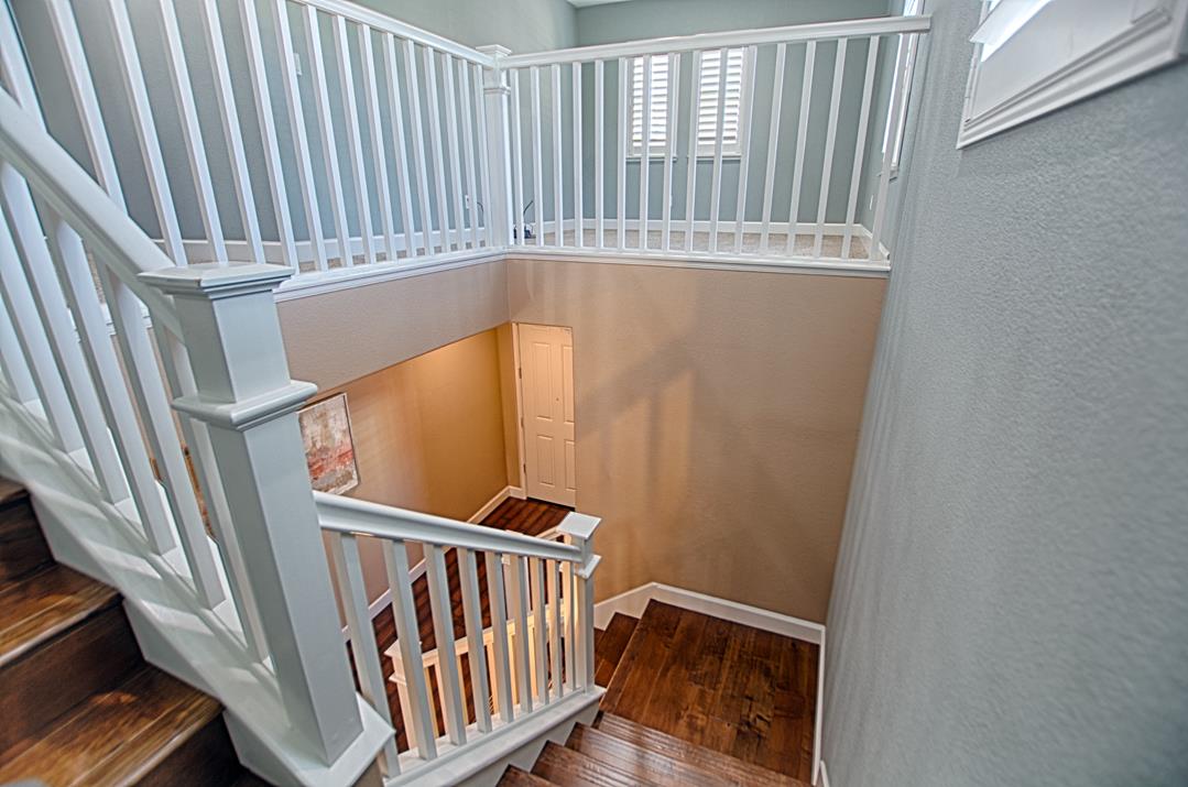 105 Meadowview Lane