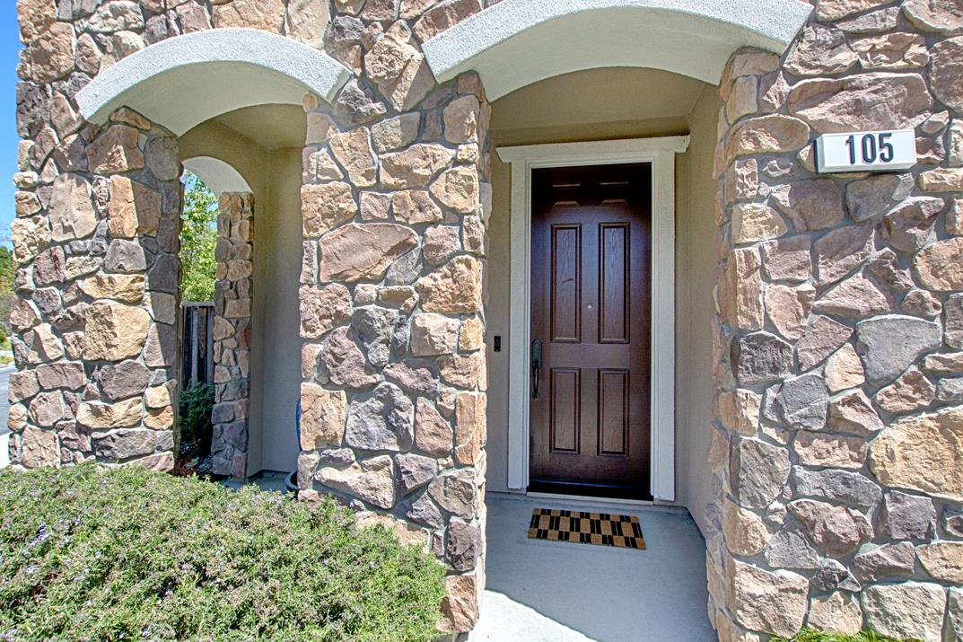 105 Meadowview Lane