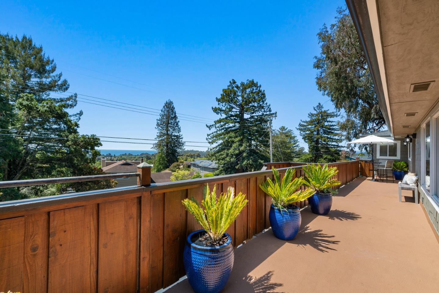 7051 Mesa DR