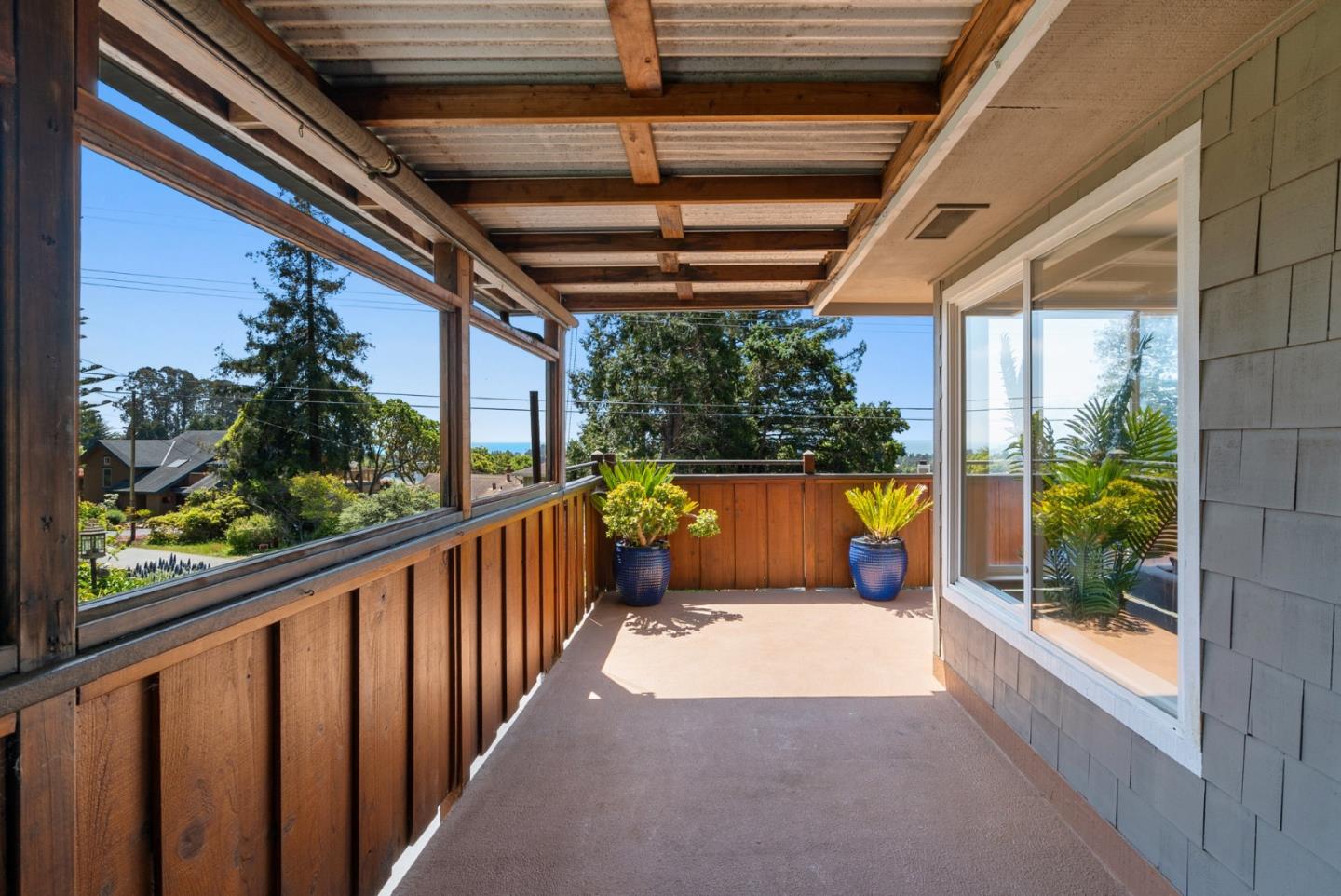 7051 Mesa DR