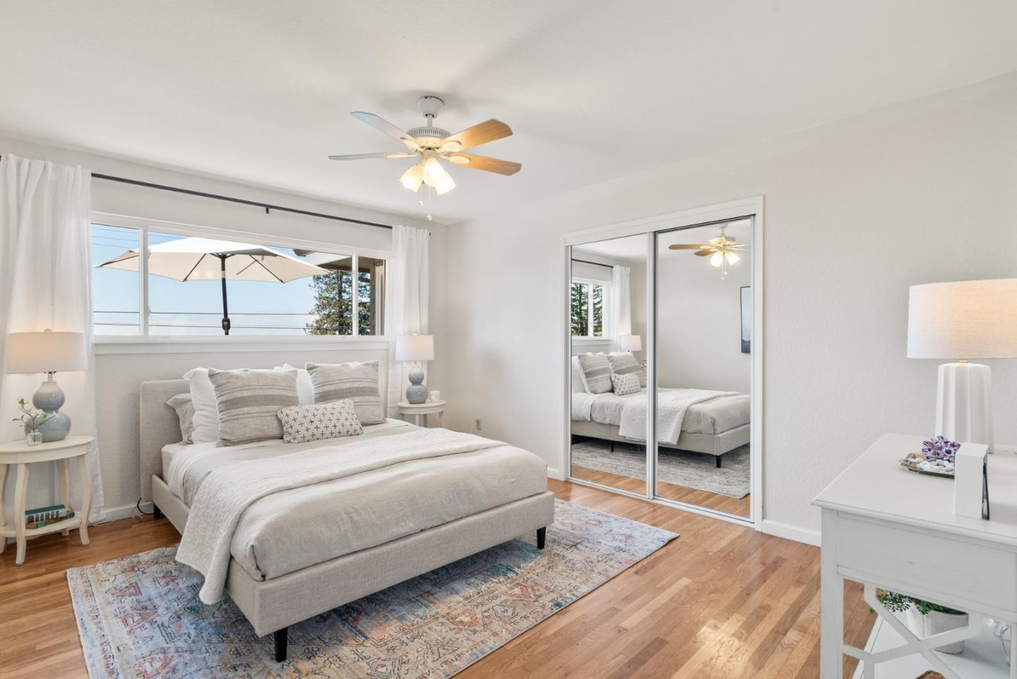 7051 Mesa DR