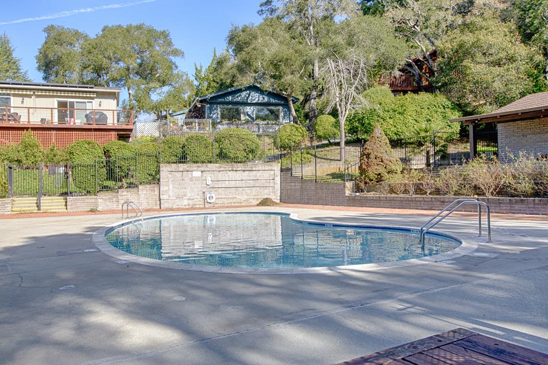 552 Bean Creek Road Unit: 70