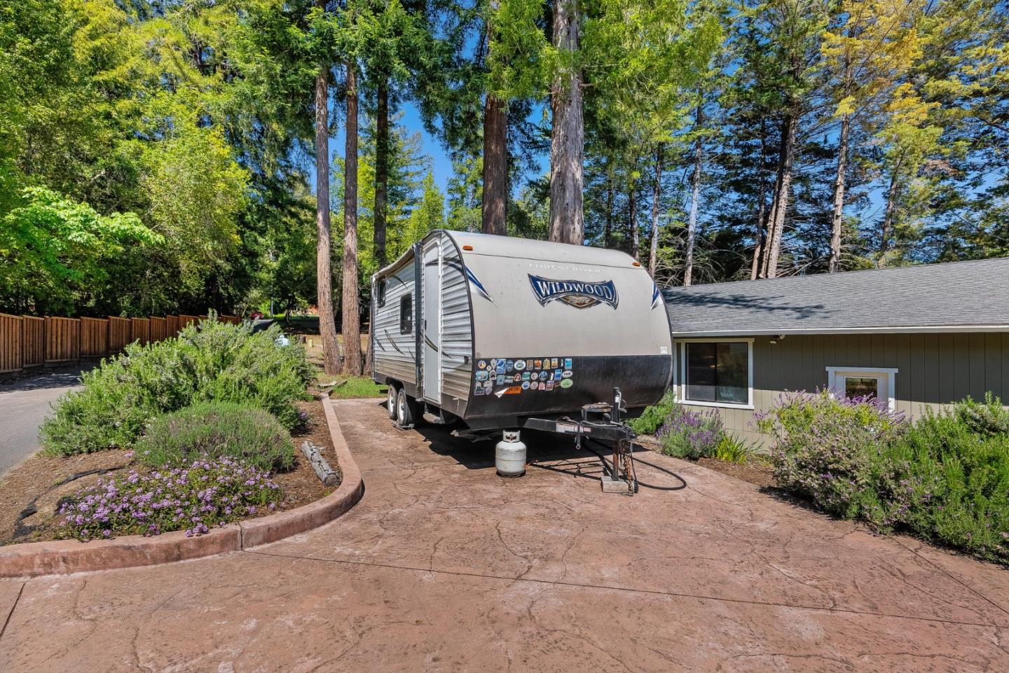 114 Sawyer CIR