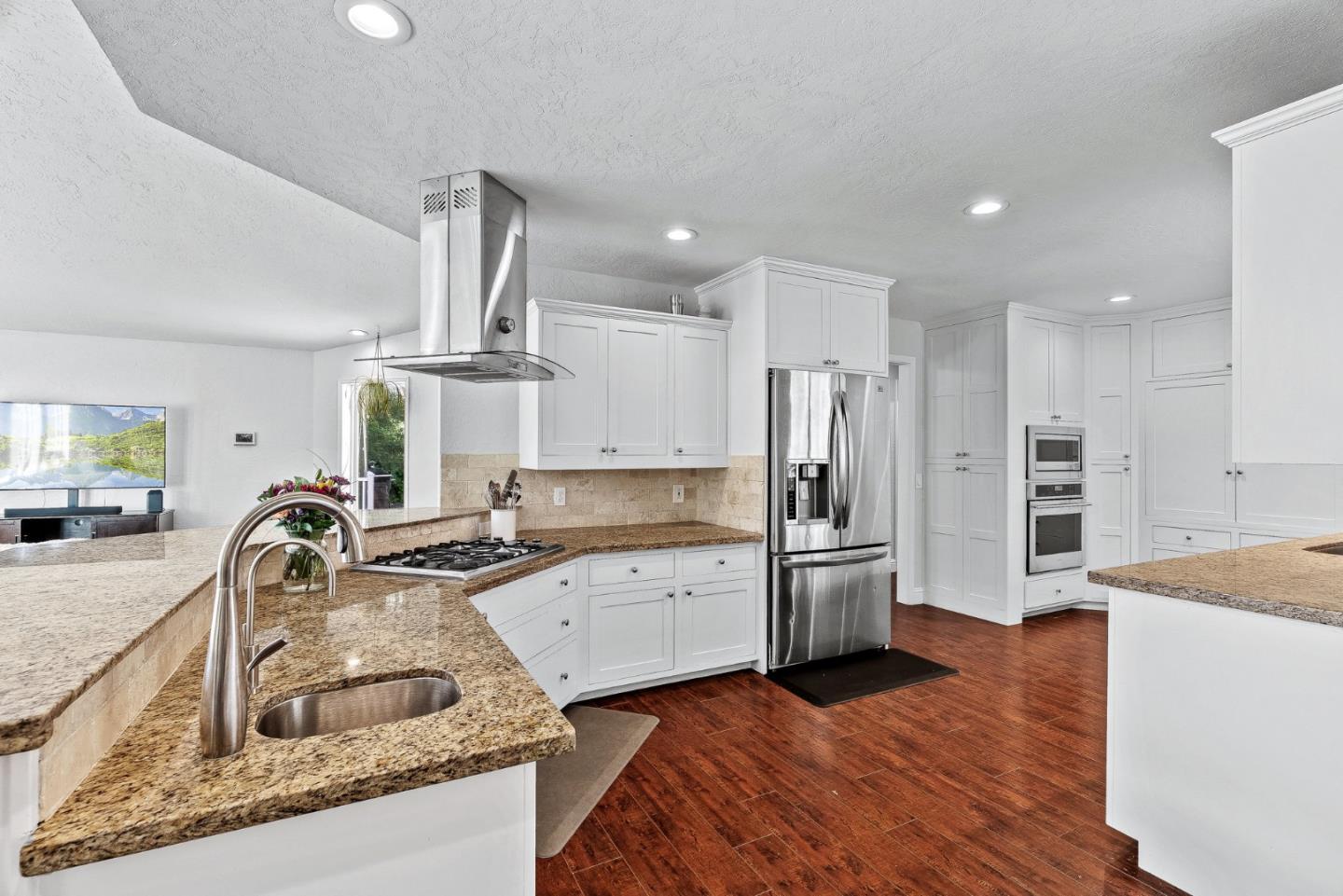 114 Sawyer CIR