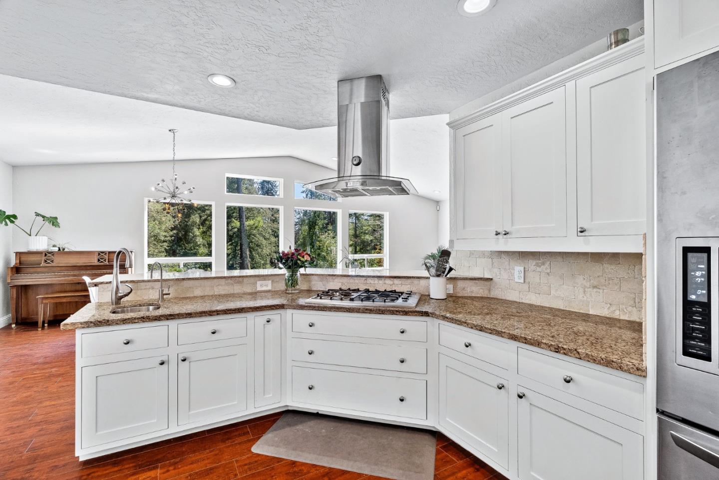 114 Sawyer CIR