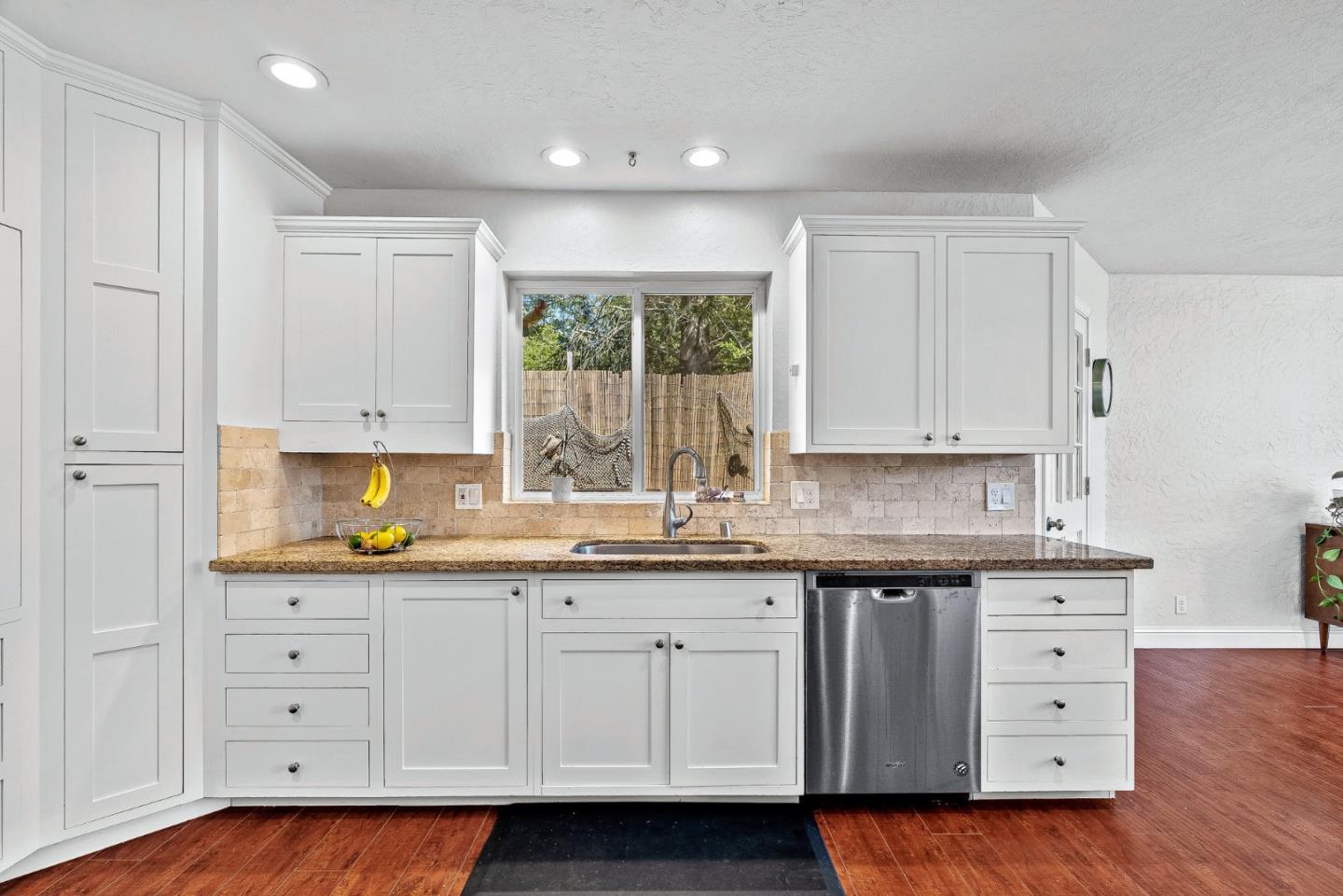 114 Sawyer CIR