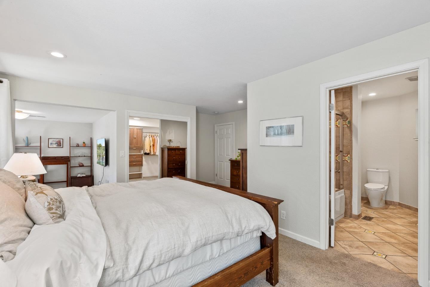 114 Sawyer CIR