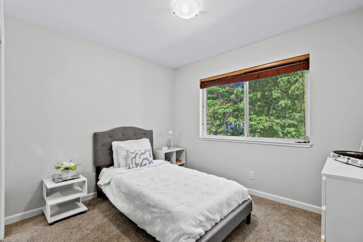 114 Sawyer CIR