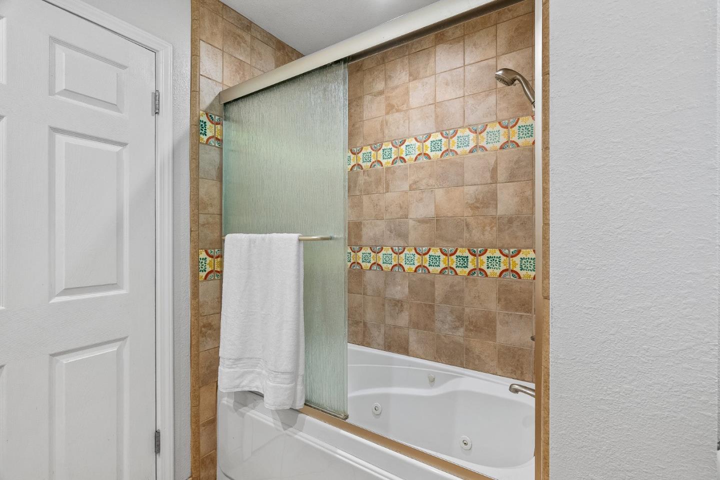 114 Sawyer CIR