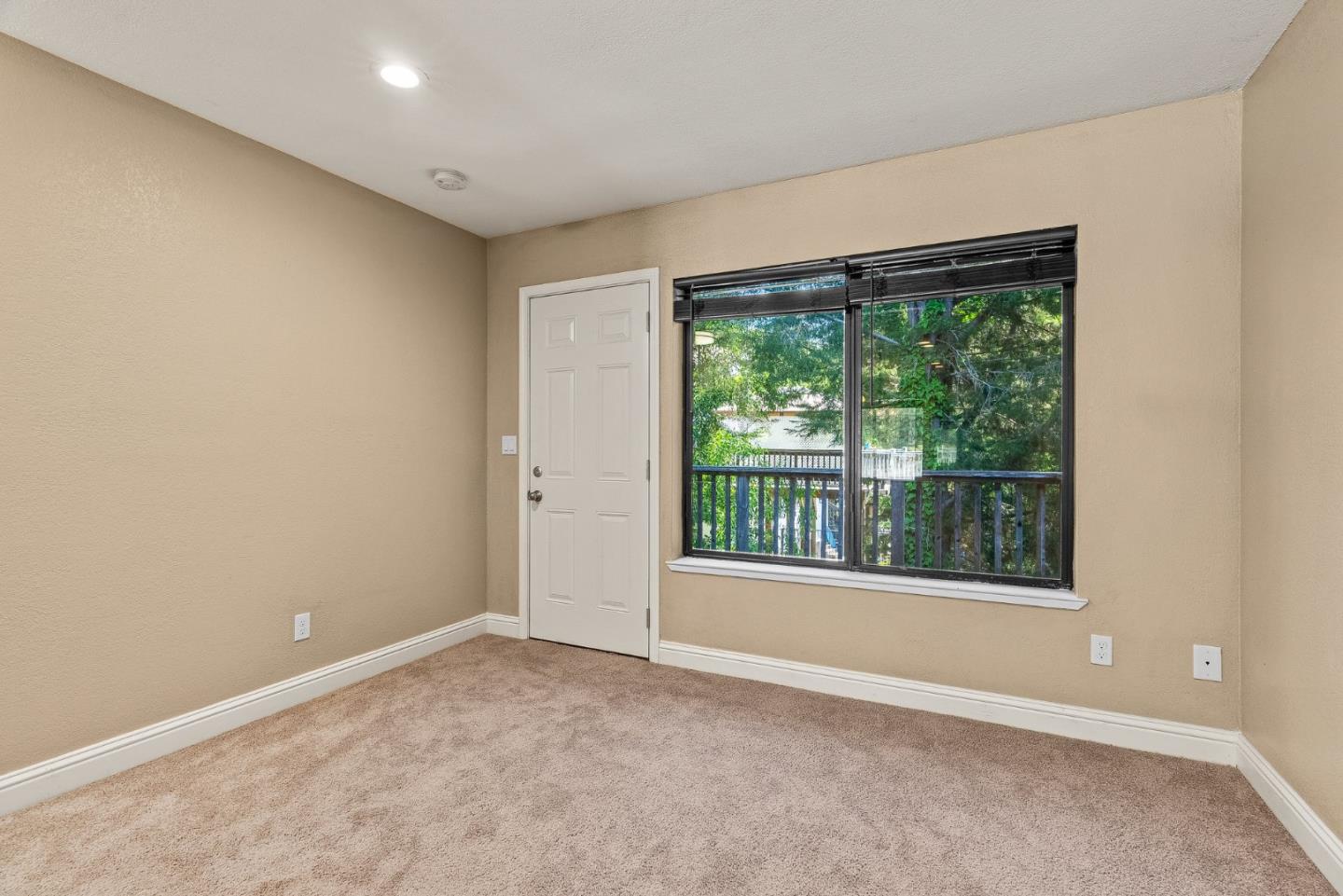 114 Sawyer CIR