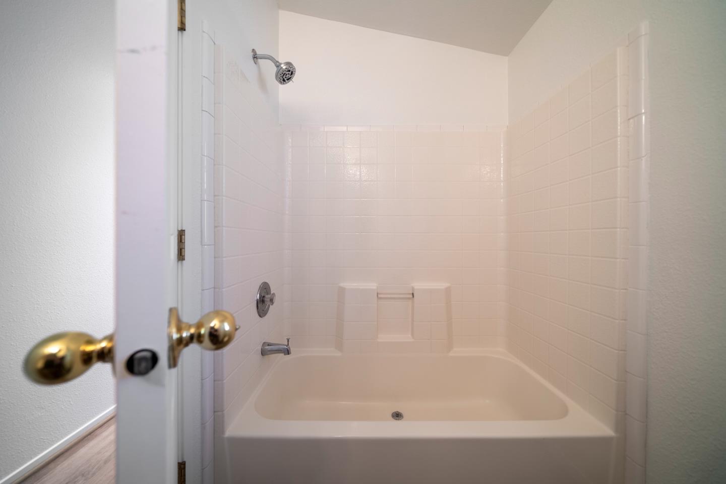 100 North Rodeo Gulch Road Unit: 192