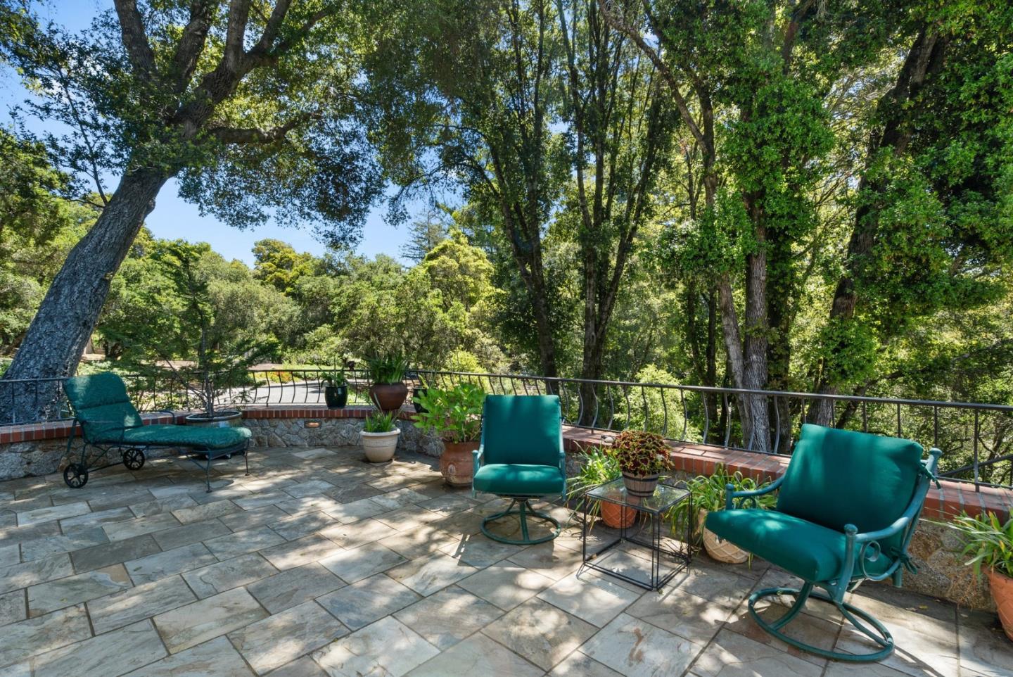 5042 Wildberry Lane