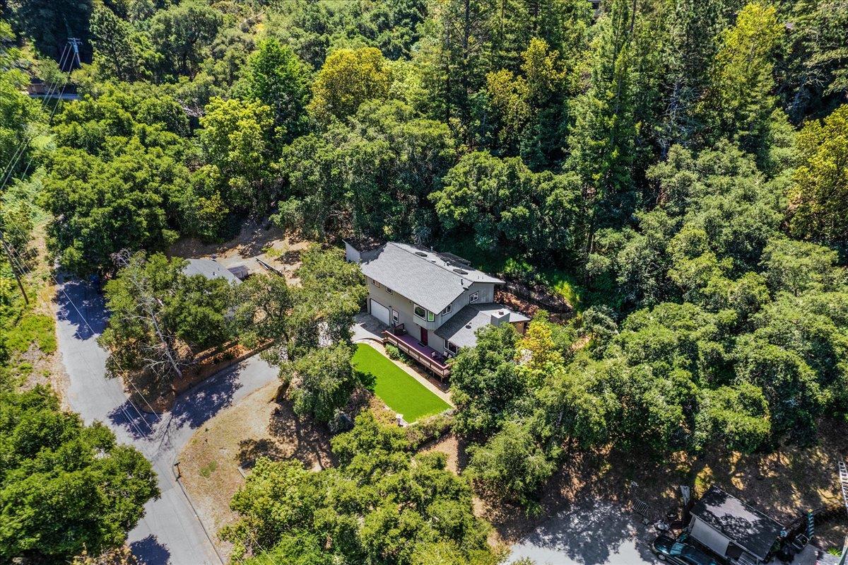 307 Cumora Lane
