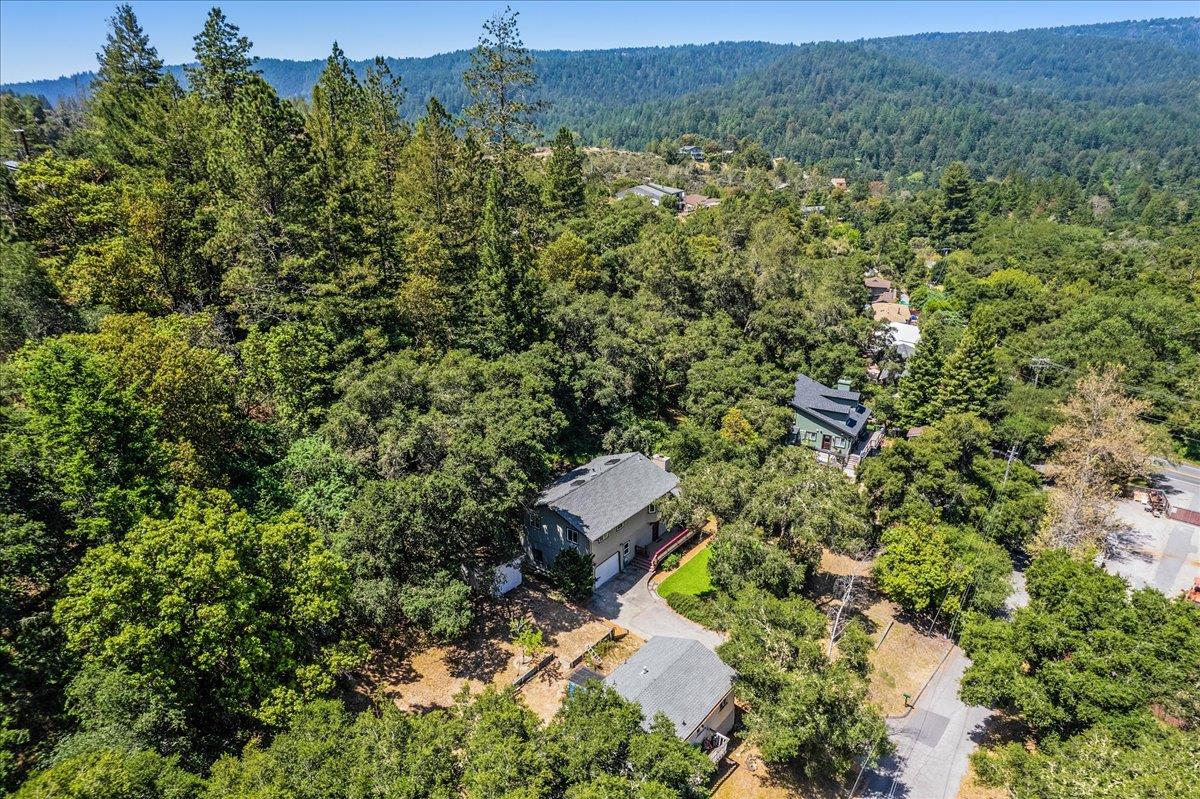 307 Cumora Lane