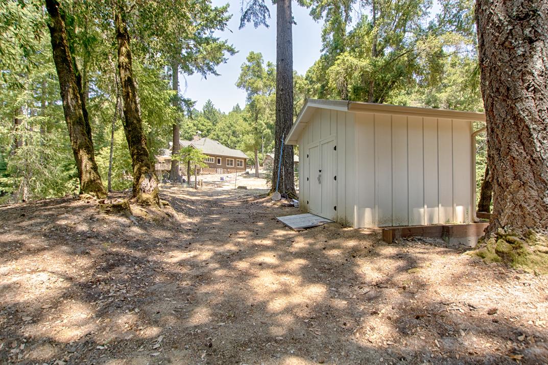 430 Tinkers Trail