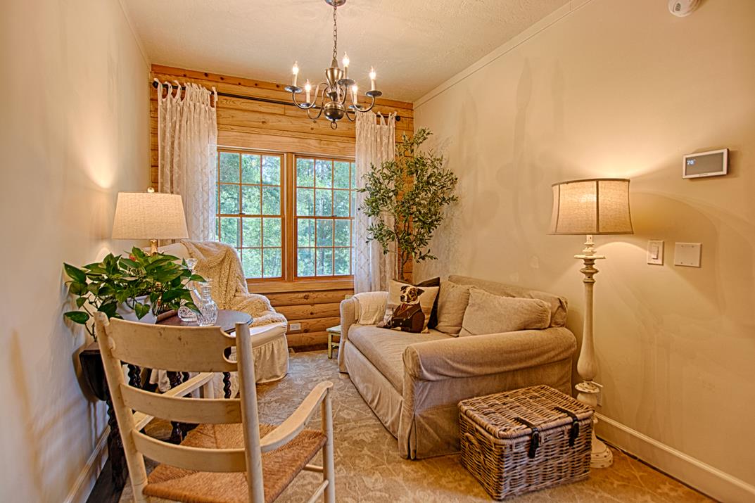 430 Tinkers Trail