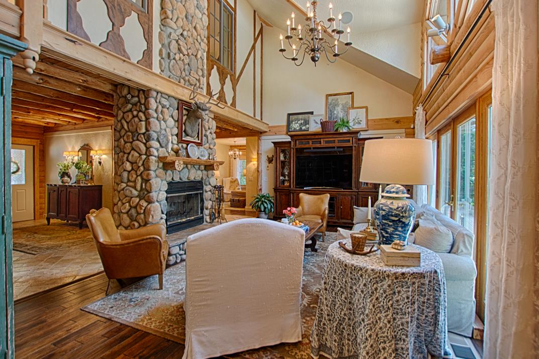 430 Tinkers Trail