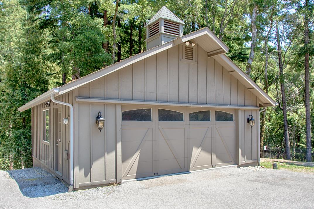 430 Tinkers Trail