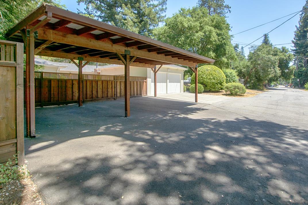 8600 Glen Arbor Road