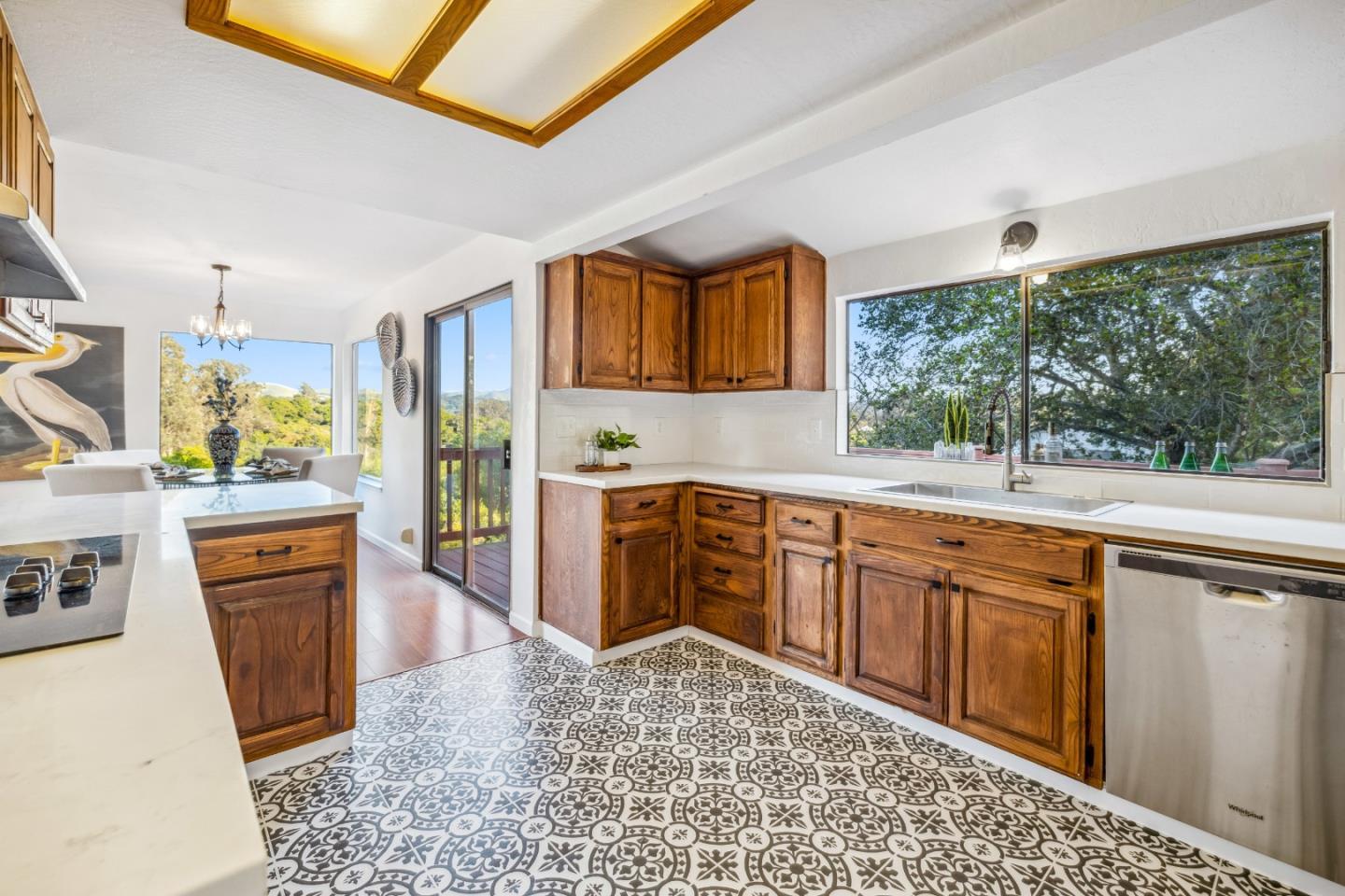 579 Carpenteria RD