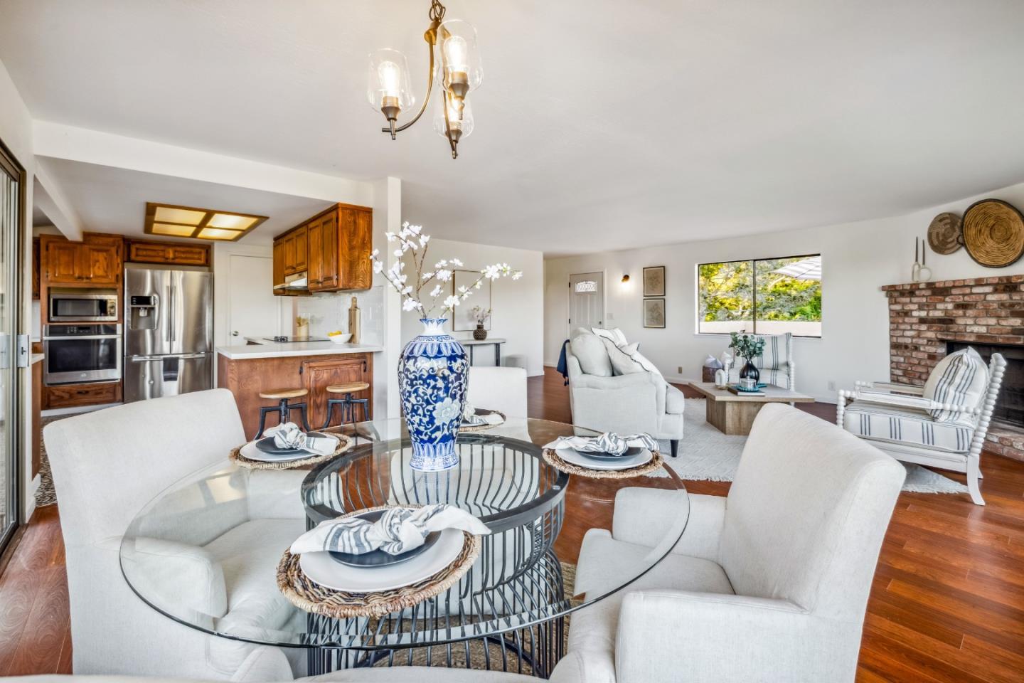 579 Carpenteria RD