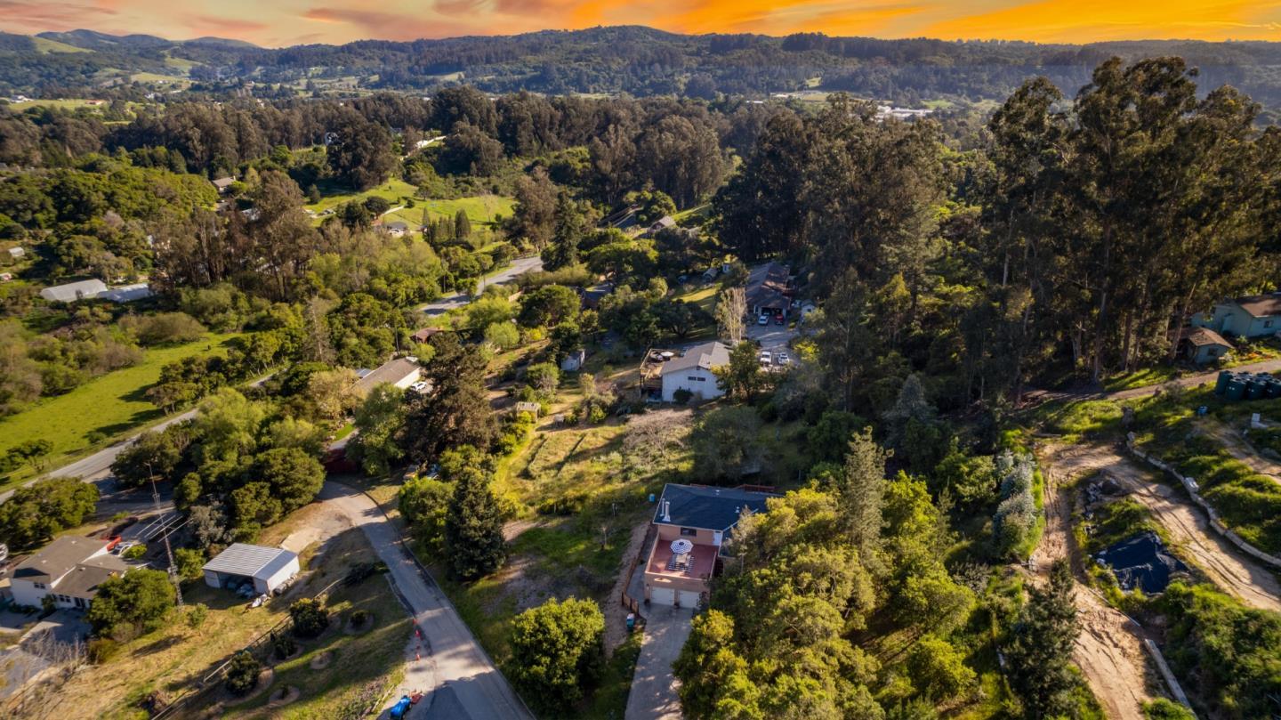 579 Carpenteria RD