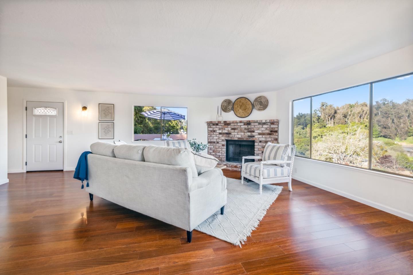 579 Carpenteria RD