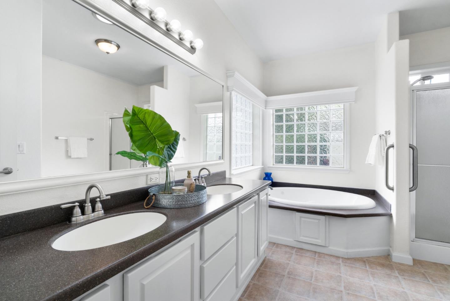 789 Green Valley Road Unit: 133