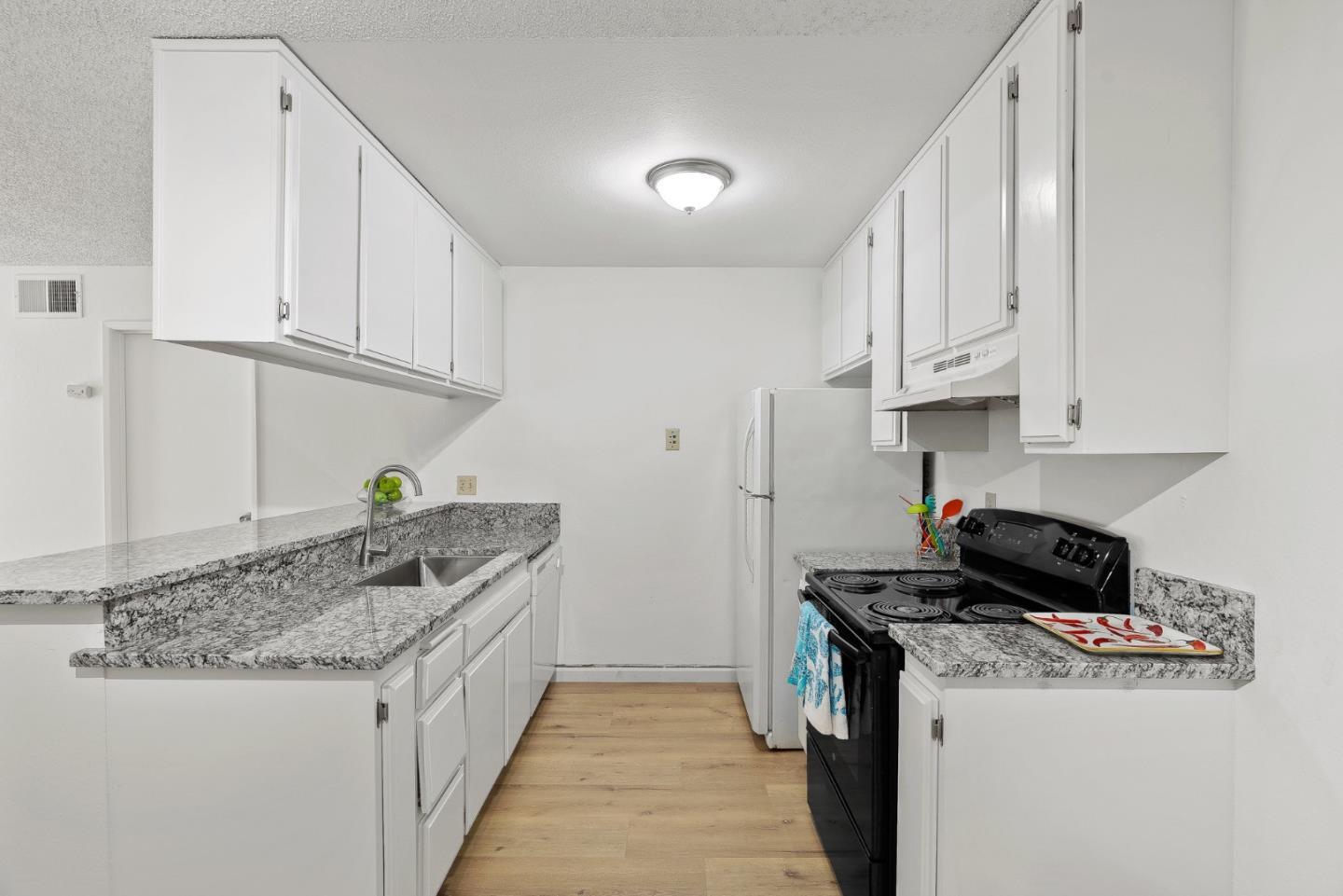259 North Capitol Avenue 271