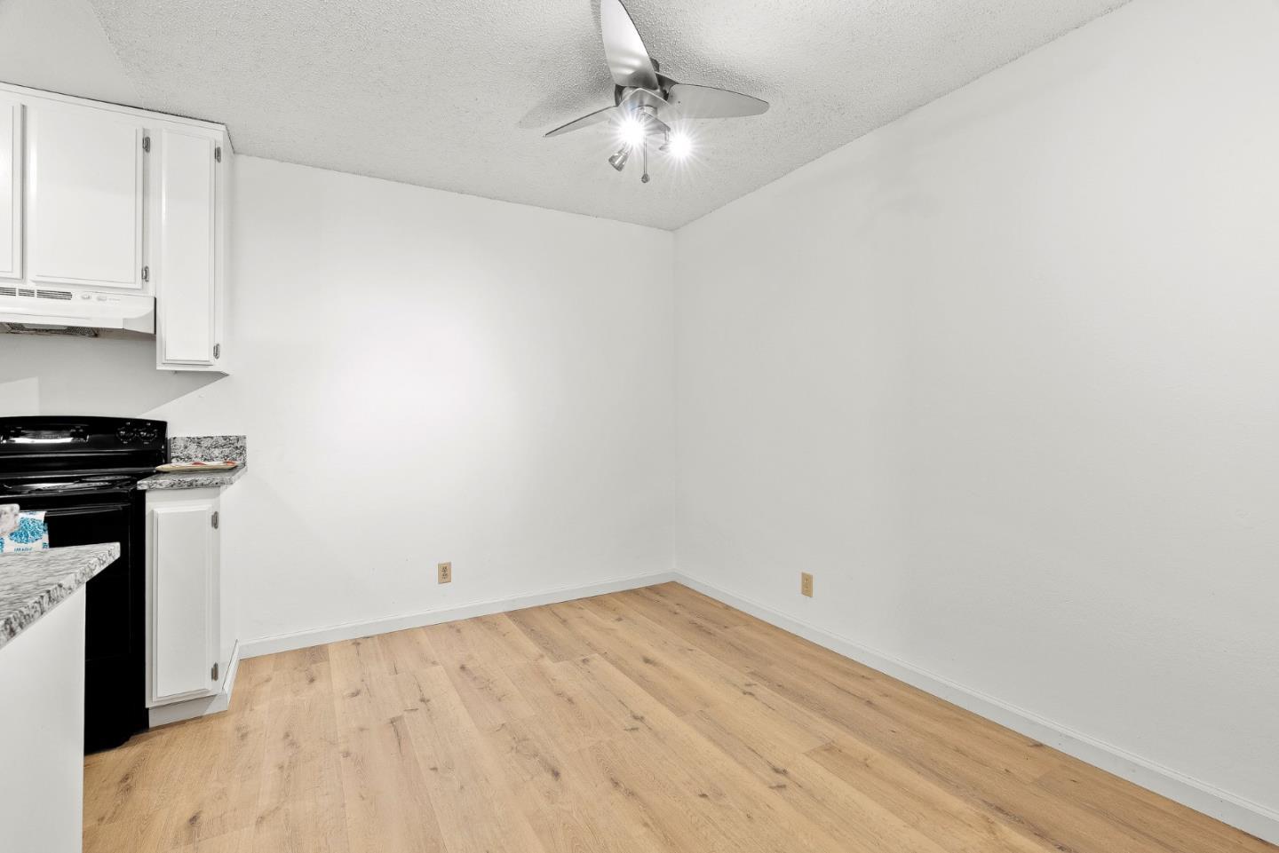 259 North Capitol Avenue 271