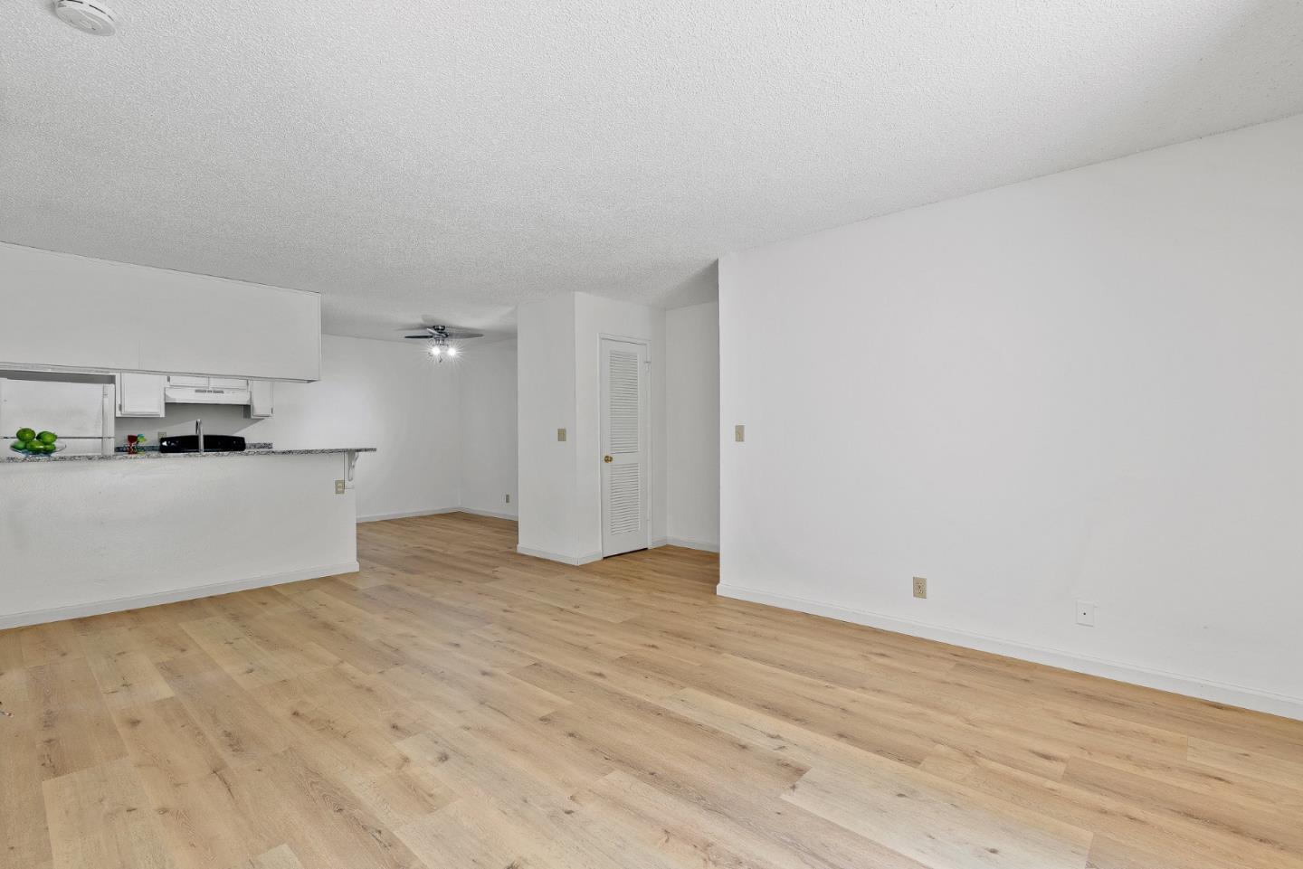 259 North Capitol Avenue 271