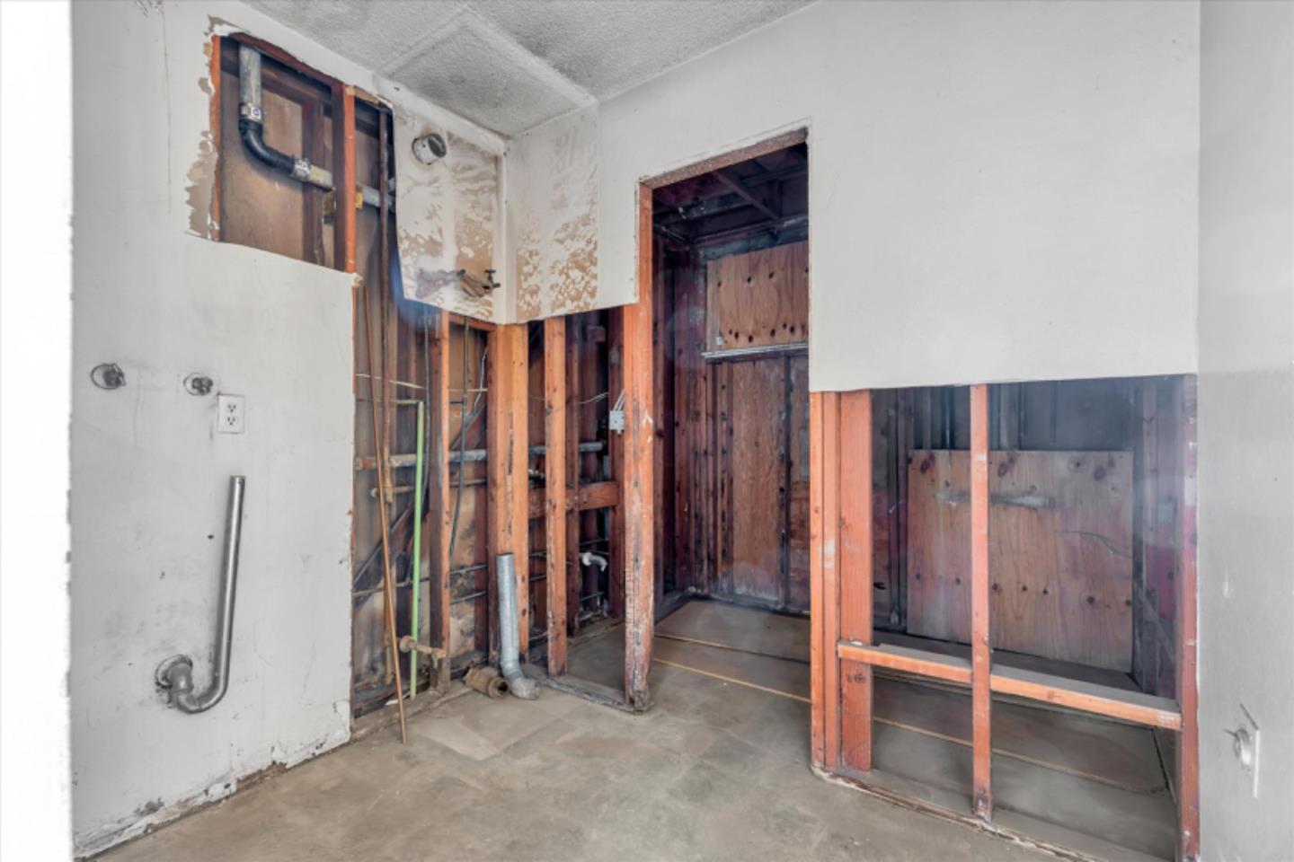 519 Fremont Street