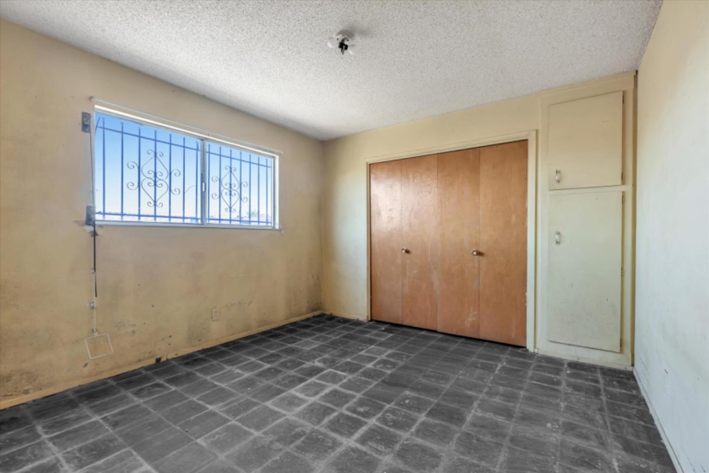 519 Fremont Street