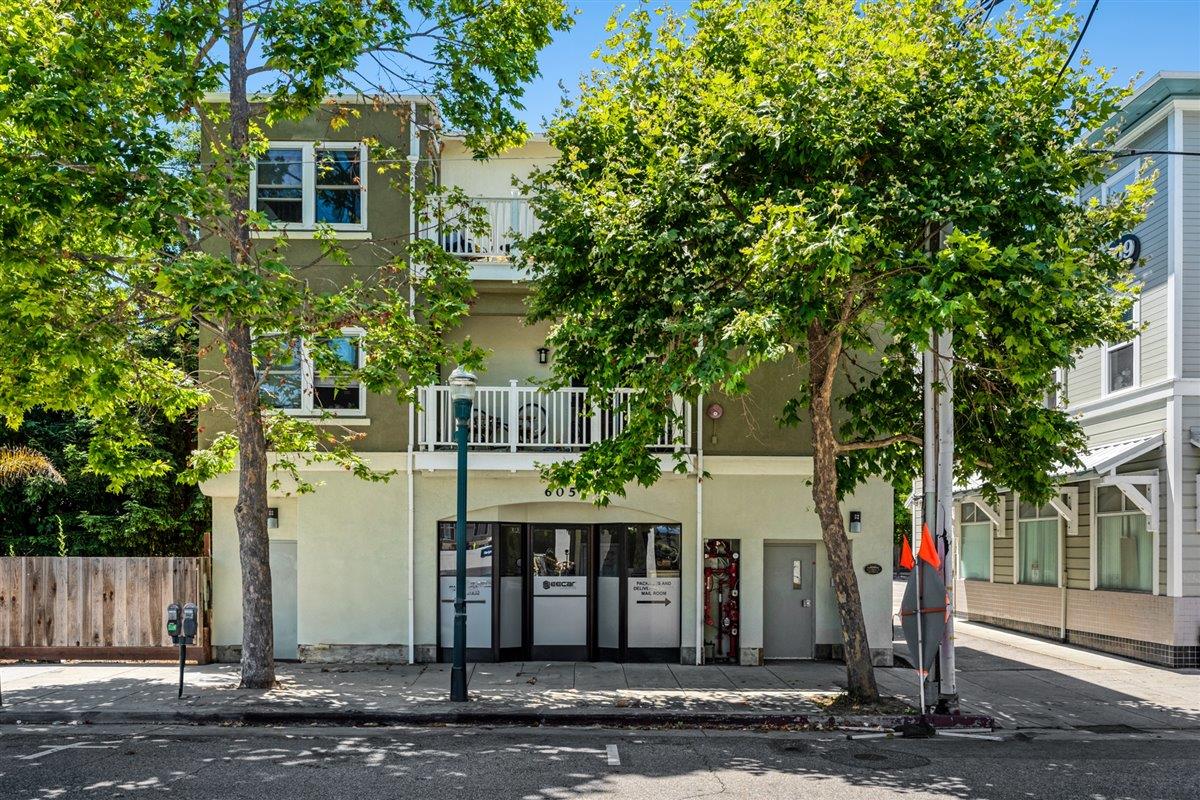 605 Pacific Avenue 302