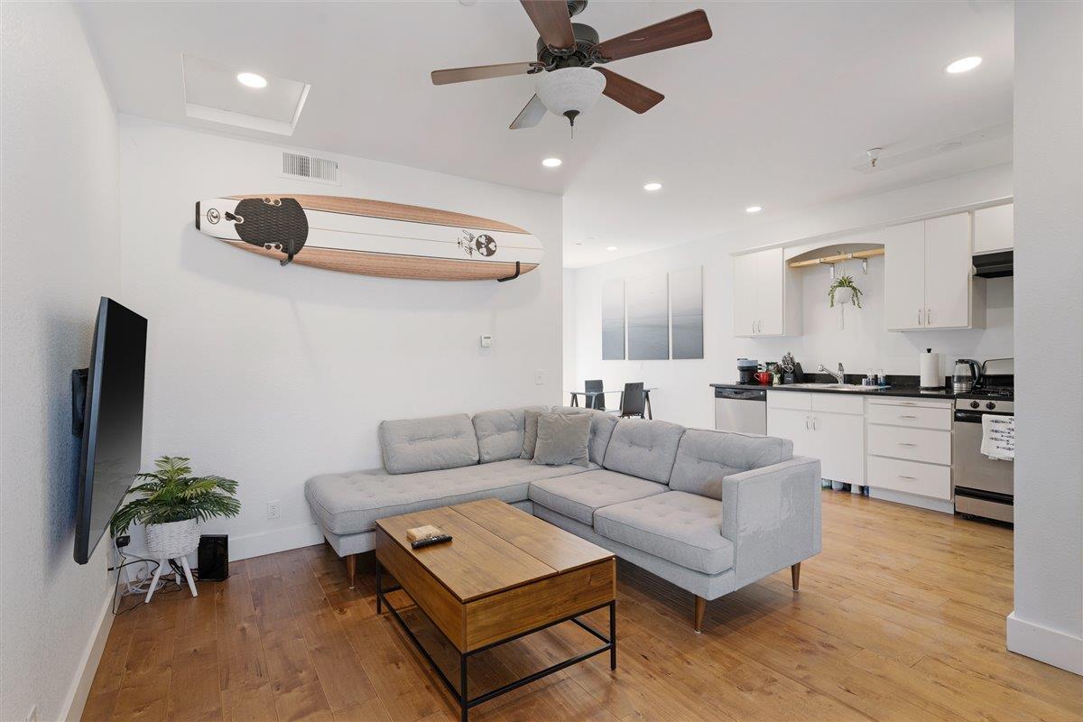 605 Pacific Avenue 302