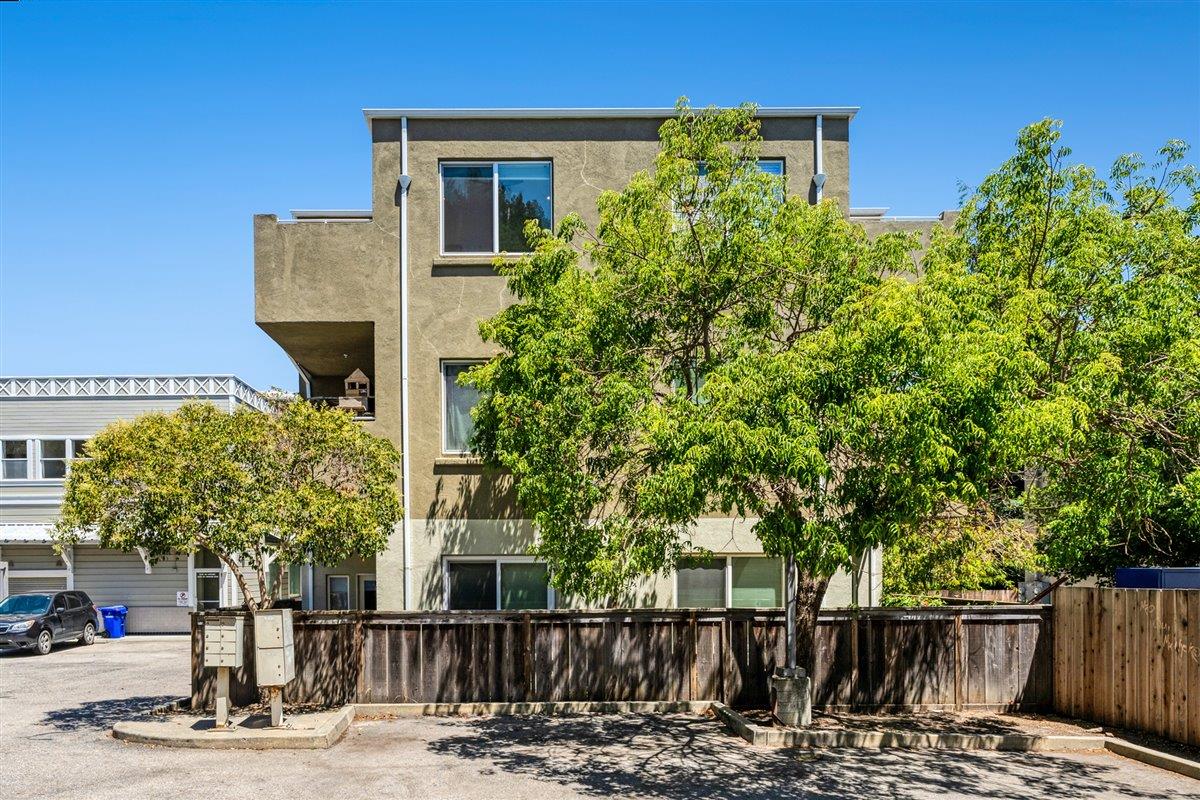 605 Pacific Avenue 302