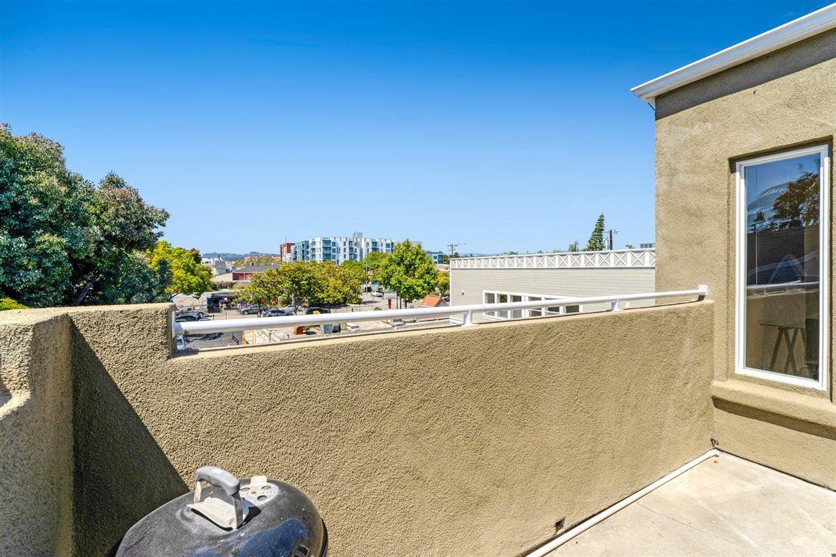 605 Pacific Avenue 302