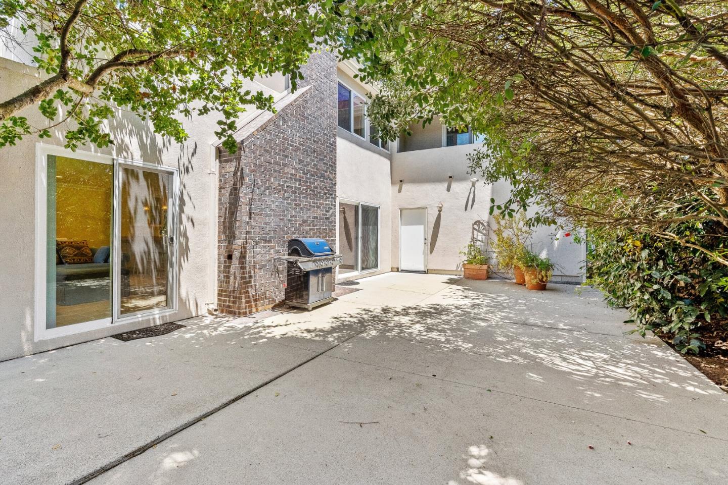 407 Semple Avenue