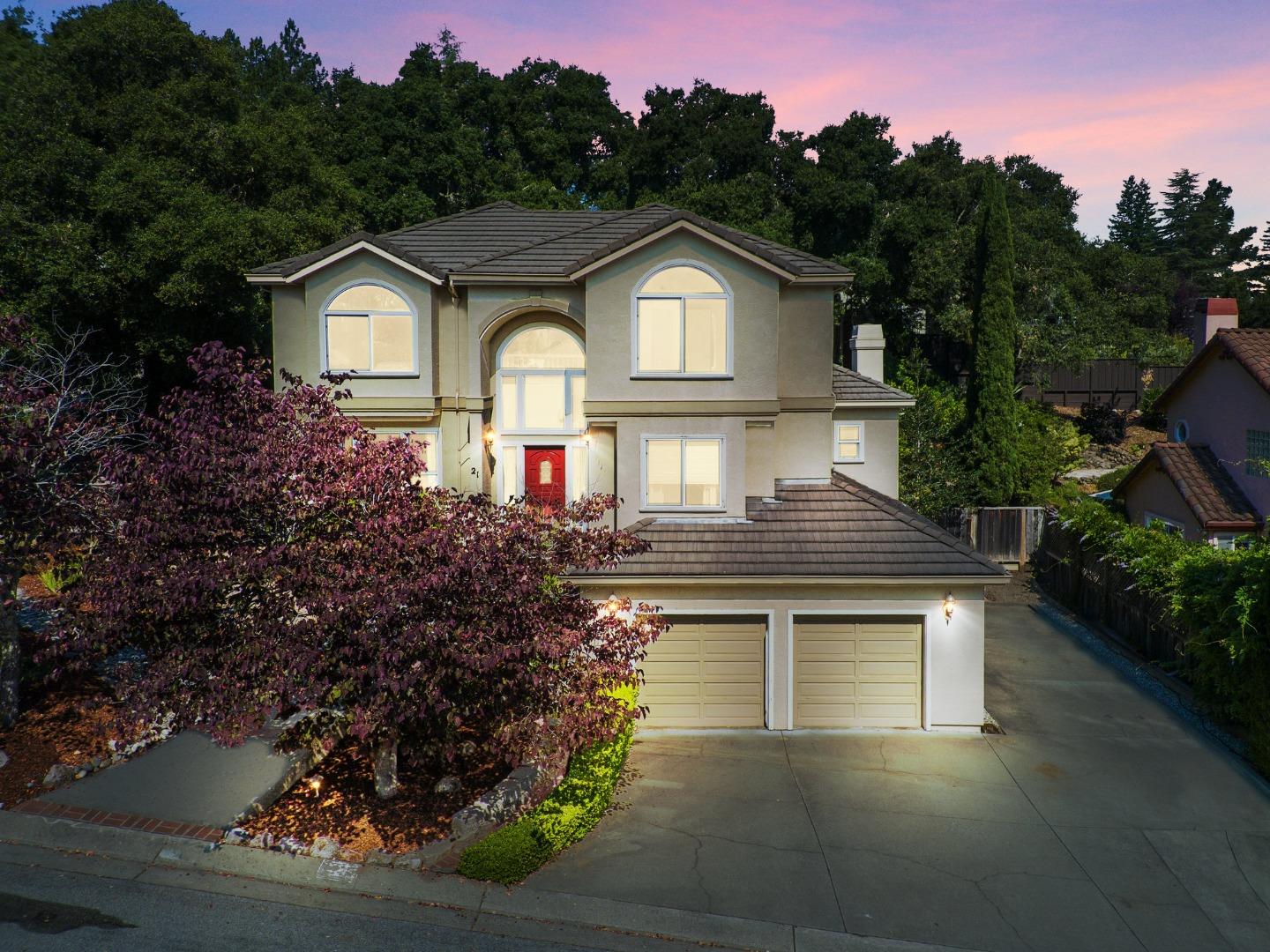21 Bay Laurel Court