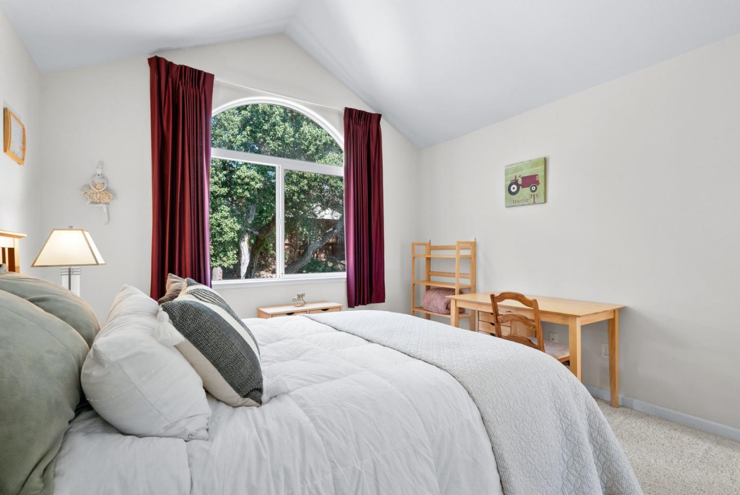 21 Bay Laurel Court