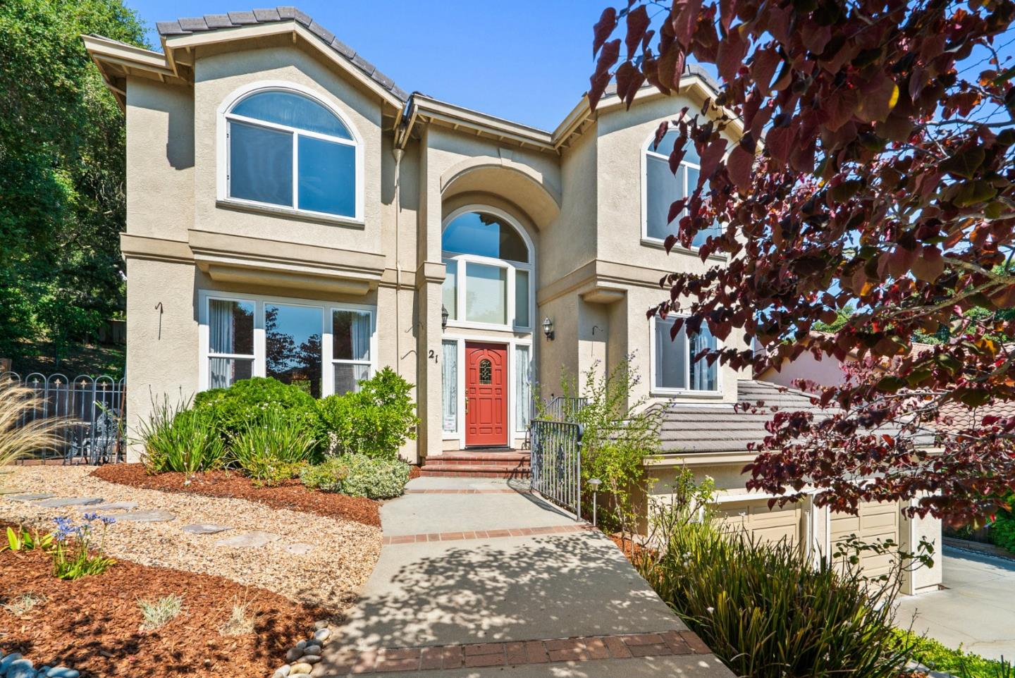 21 Bay Laurel Court