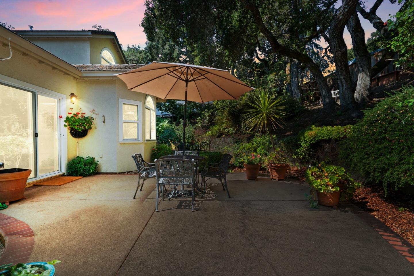 21 Bay Laurel Court