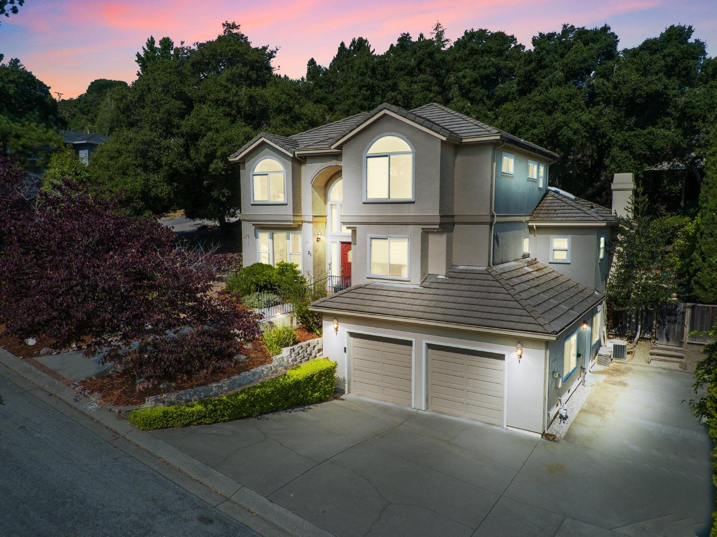 21 Bay Laurel Court
